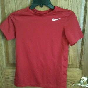 🌟No Damage🌟Red Nike Dri-Fit T-shirt